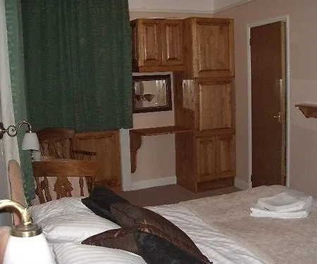 Estalagem The Board 2*